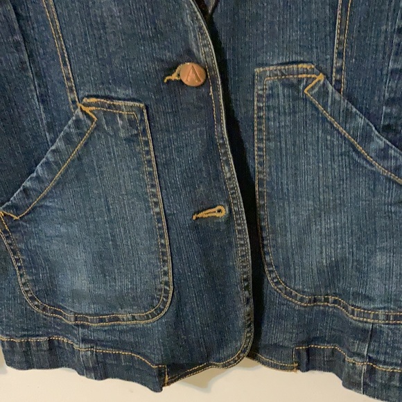 Vintage Levi Jacket, size medium, never worn - Picture 3 of 4